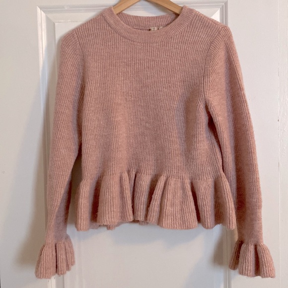 H&M Pink Peplum Sweater - Picture 1 of 3